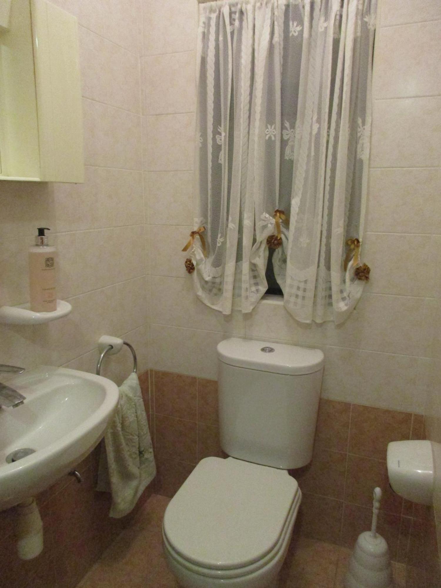 Daffodil Apartment Сейнт Полс Бей Екстериор снимка