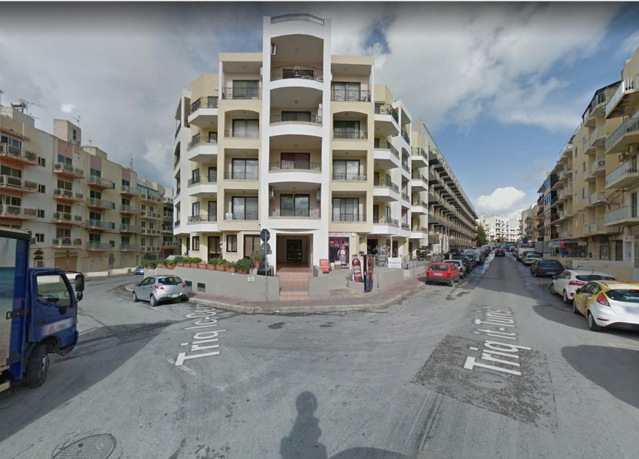 Daffodil Apartment Сейнт Полс Бей Екстериор снимка